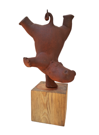 Happy Hippo- medium rusty
